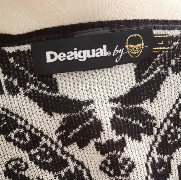 Dress - Picture 6 of 6